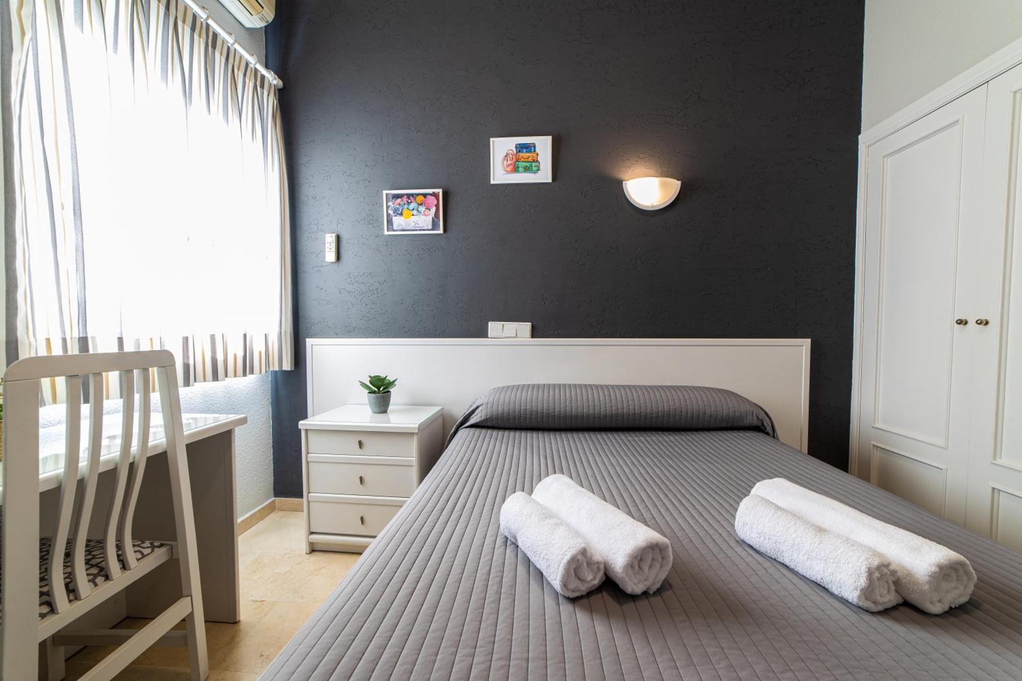 Hostal Ya Aspe Екстер'єр фото