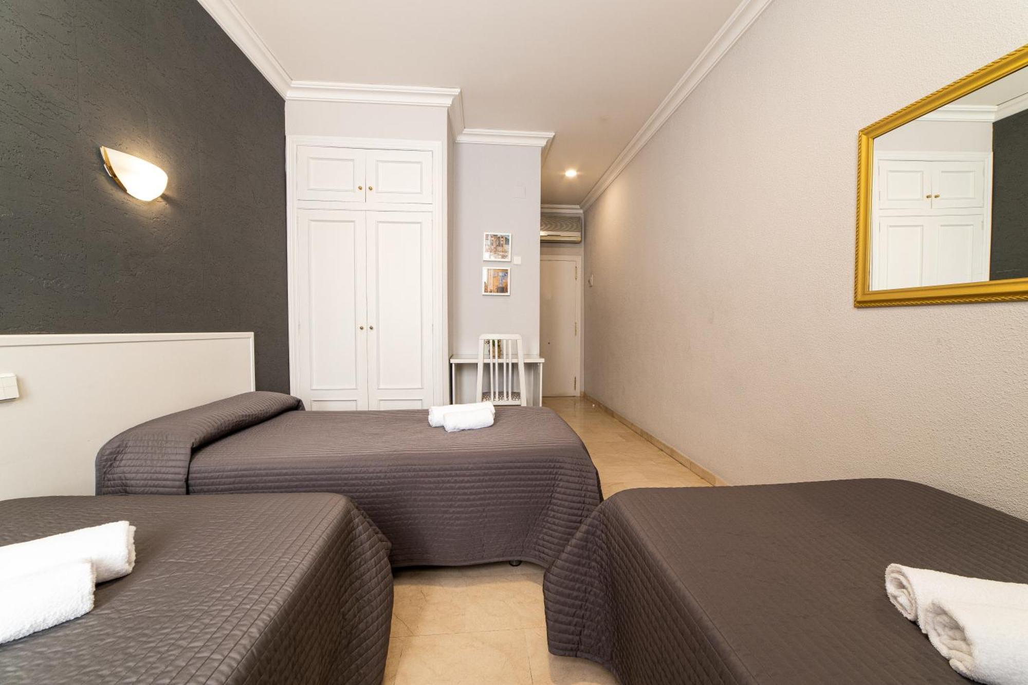 Hostal Ya Aspe Екстер'єр фото