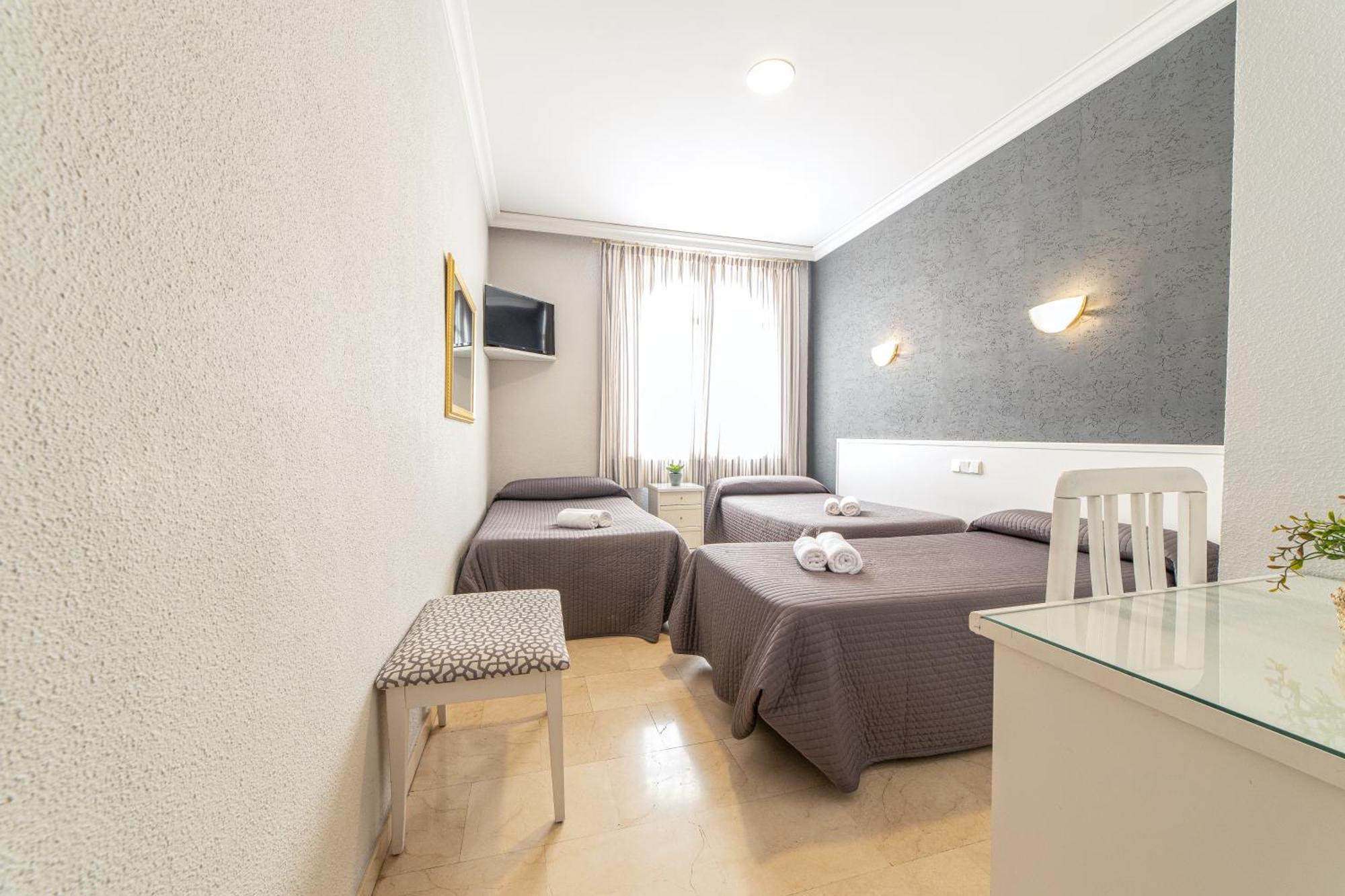 Hostal Ya Aspe Екстер'єр фото