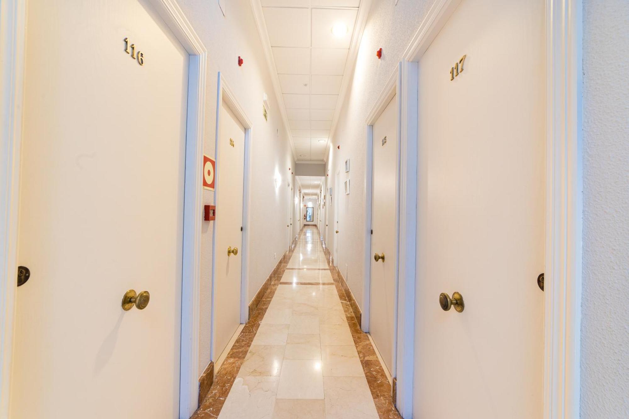 Hostal Ya Aspe Екстер'єр фото
